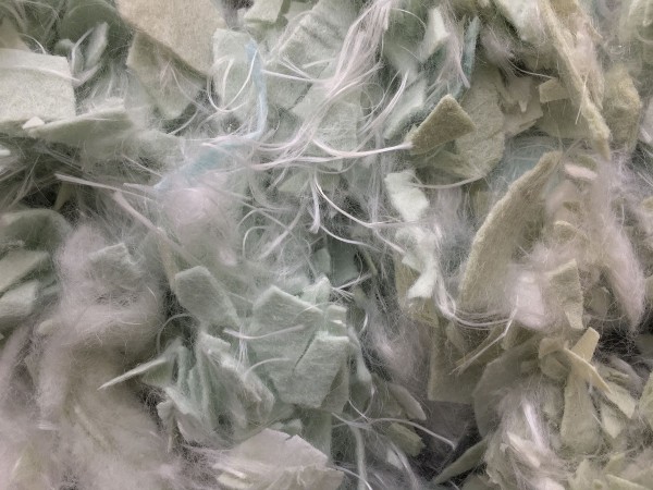 Dressurmischung Vlieshäcksel mintgrün verfestigt mit 15 % Fasern (Made in Germany)