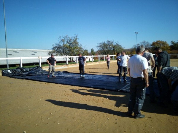 Reitplatz Folie 1 mm Ebbe & Flut System Maße: 22x42 m